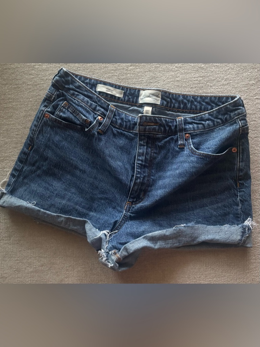 Universal Thread Mid Rise Denim Shorts